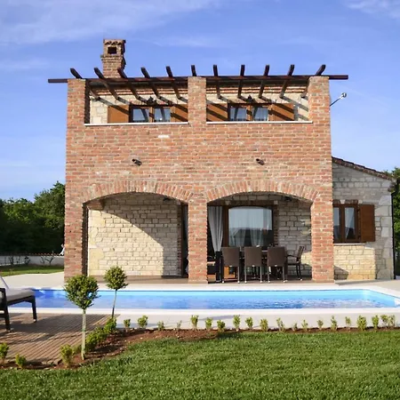 Harmony In Paradise *